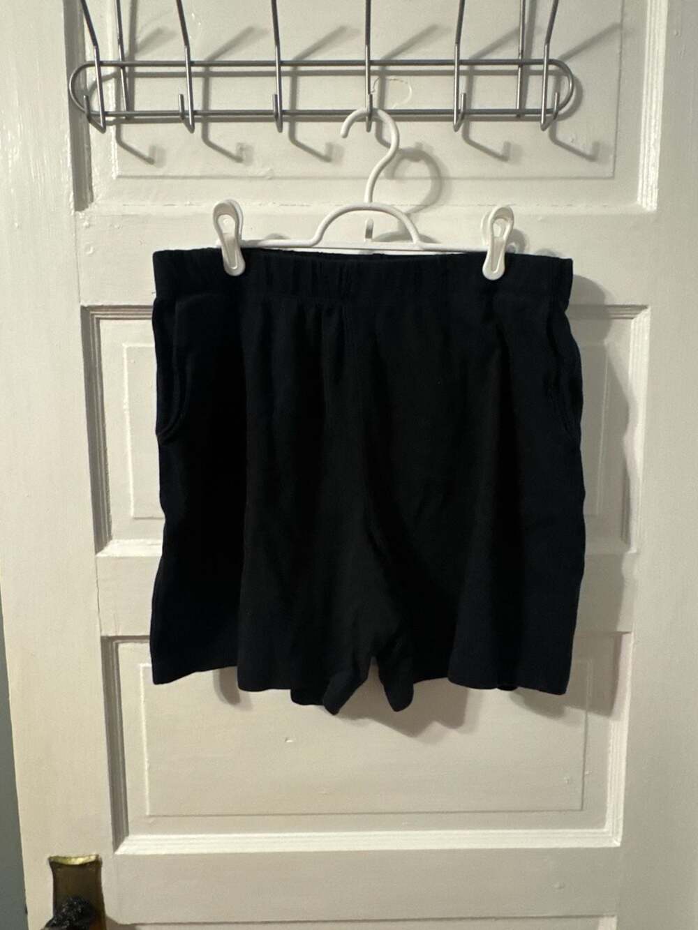 Lands' End Women's Black Elastic Waist Knit Shorts Size L/P 14-16